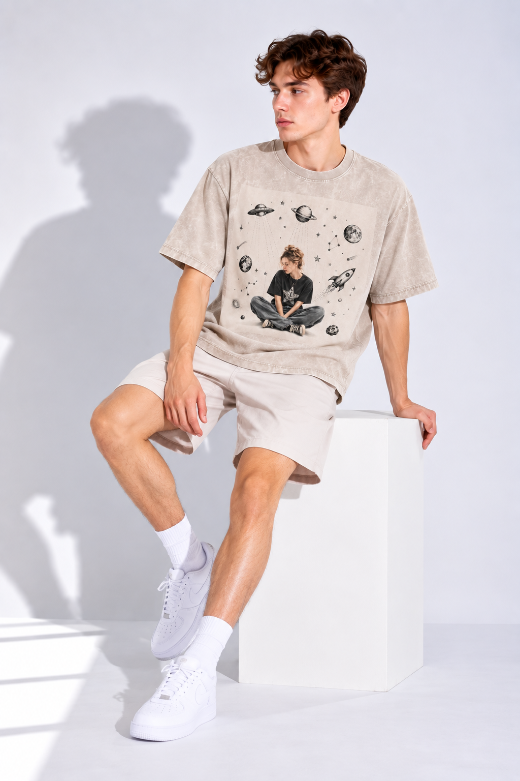 T-shirt oversize en coton effet délavé — Collection rétro du quotidien Lavanzey