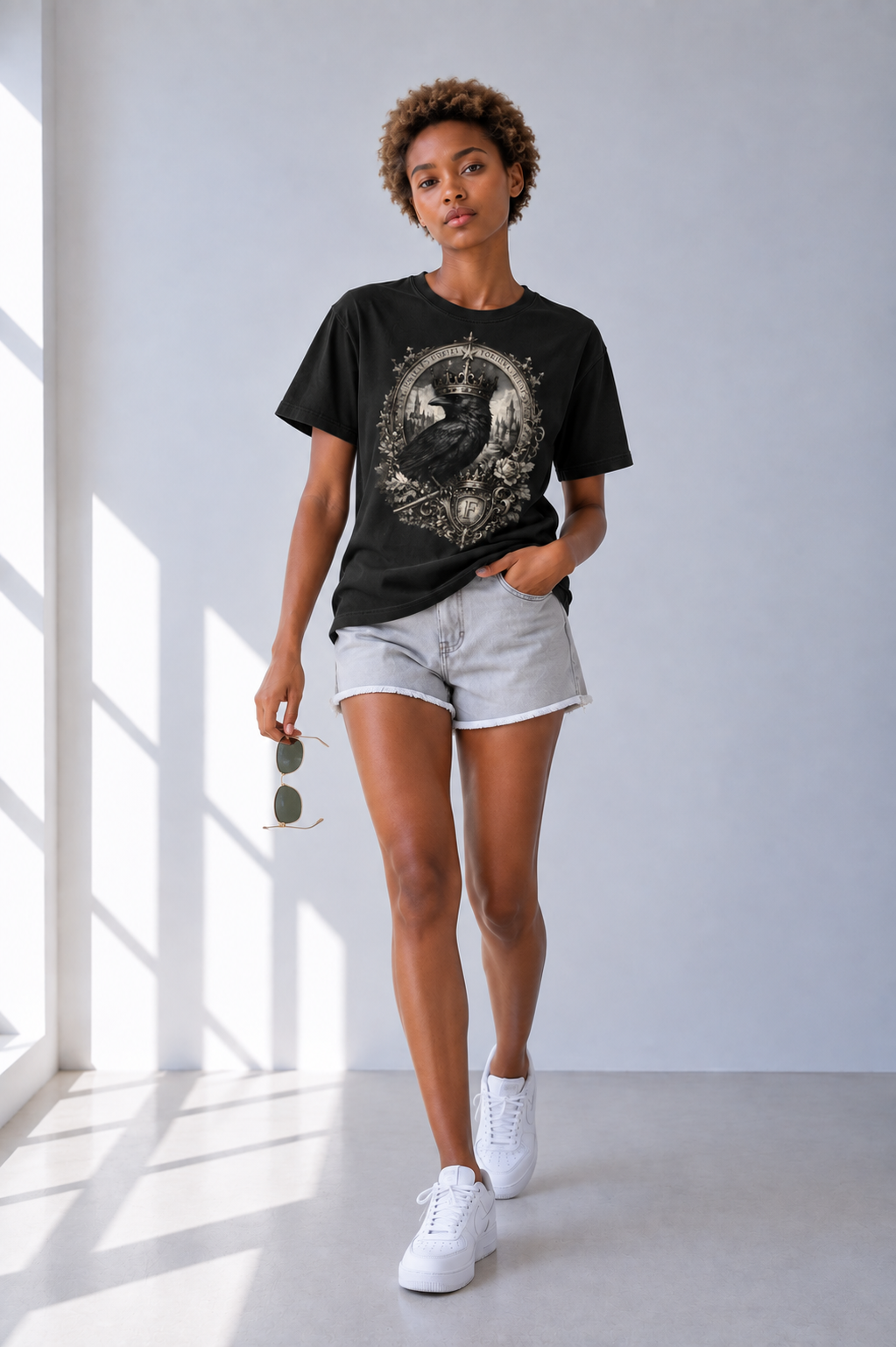 Black Cotton Crewneck T-Shirt — Retro Sport, Everyday Ease