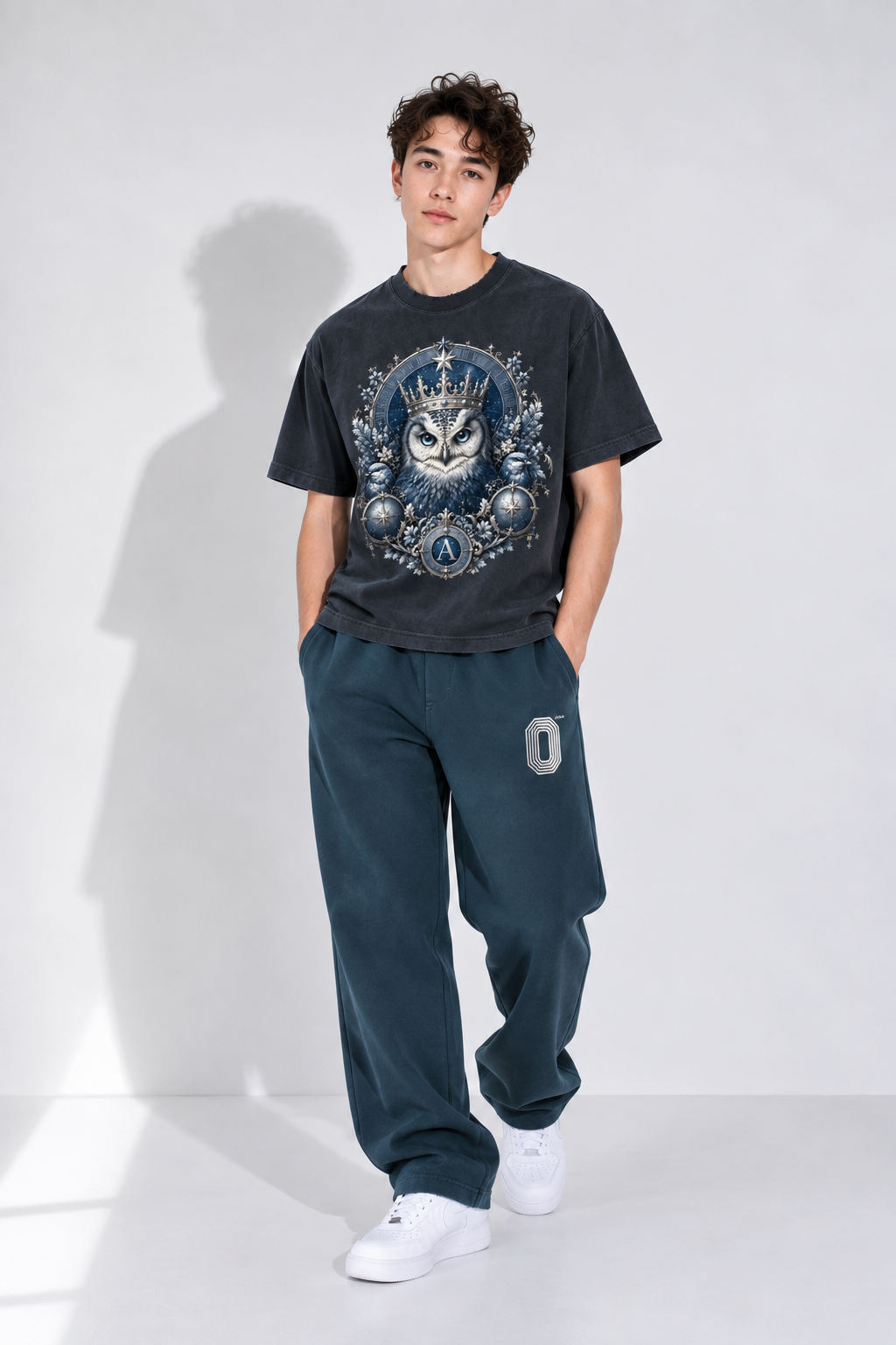Navy Barrel-Leg Sweatpants — Retro Off-Duty Essential