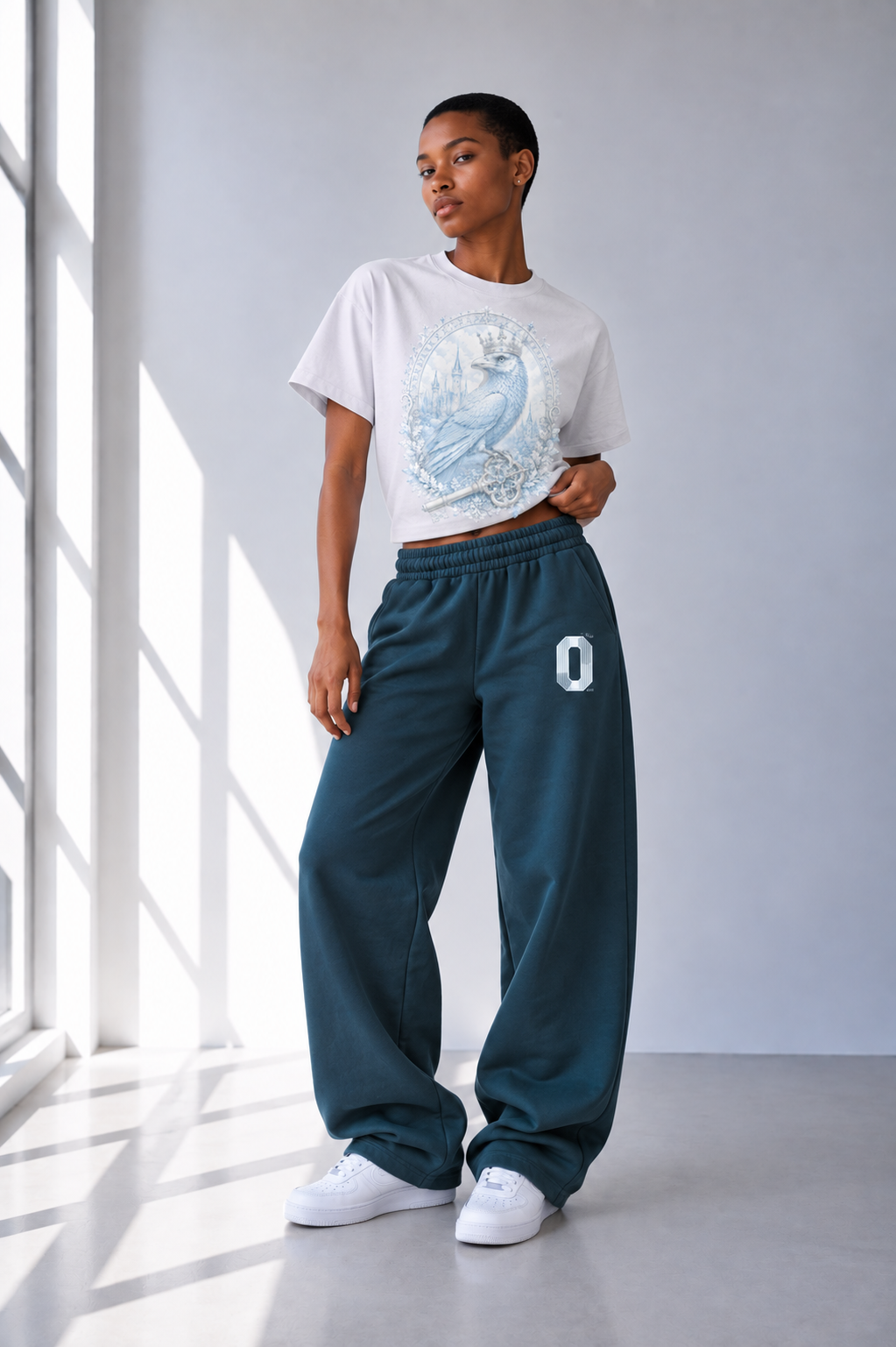 Navy Barrel-Leg Sweatpants — Retro Off-Duty Essential
