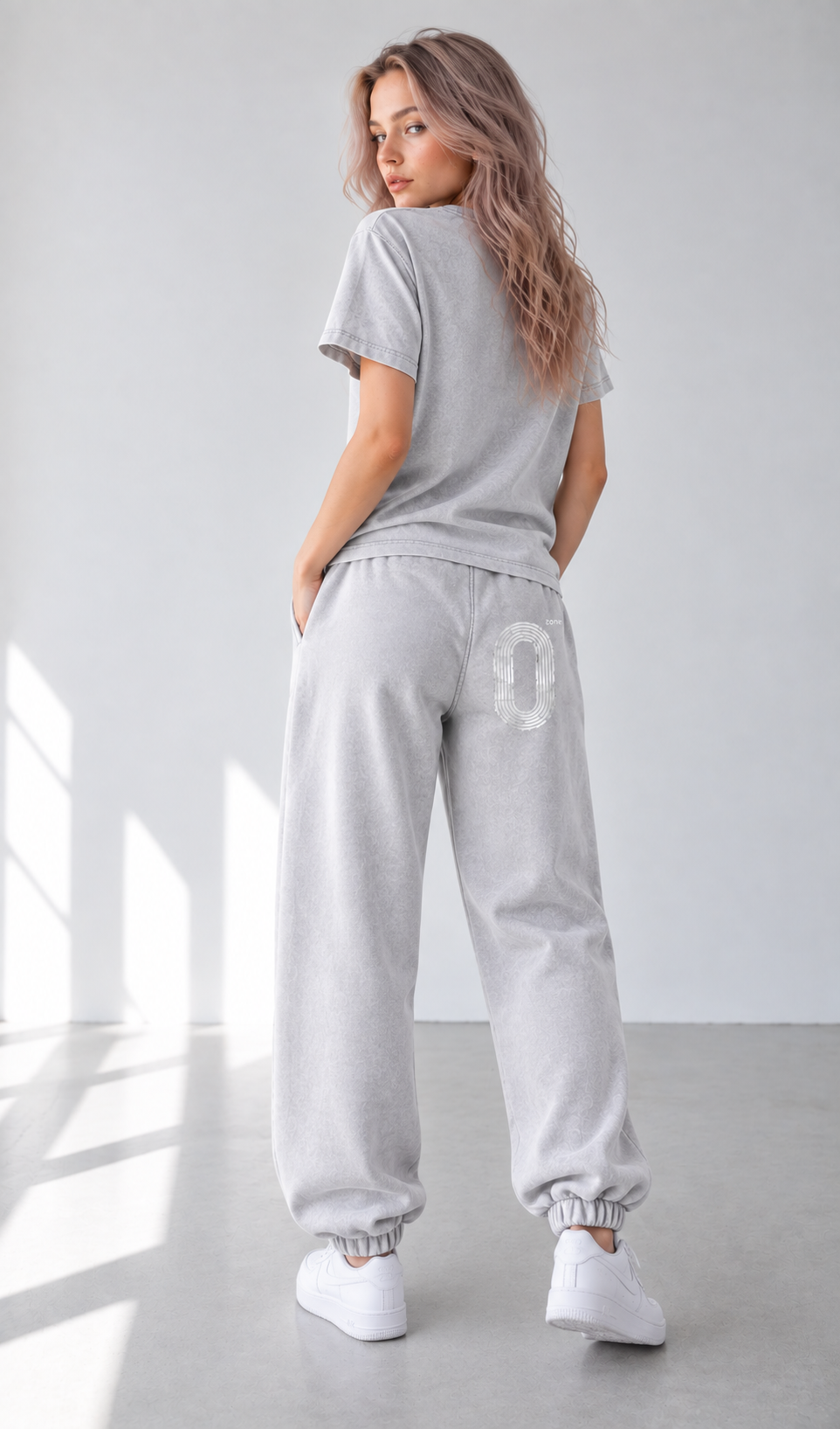 Light Gray Fleece Jogger Sweatpants — Retro Off-Duty Streetwear