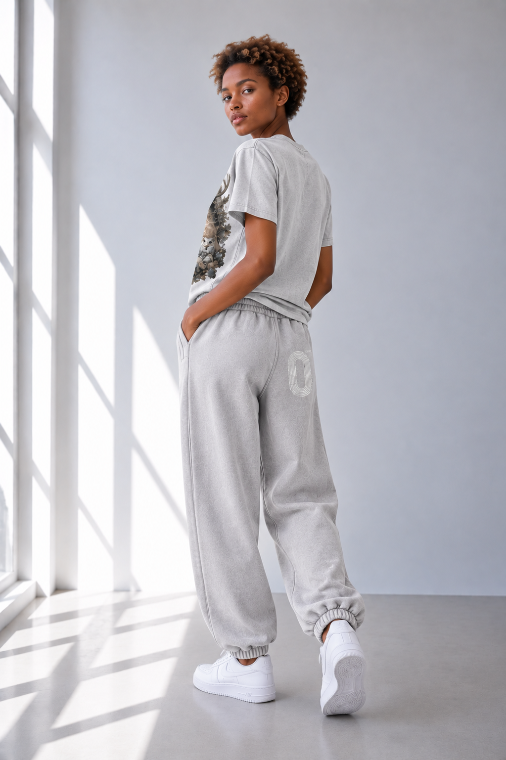Light Gray Fleece Jogger Sweatpants — Retro Off-Duty Streetwear